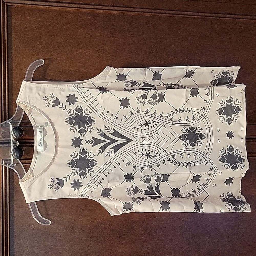 Light pink ModCloth Aztec print tank top Sunny Girl NWt Small Medium Large Read